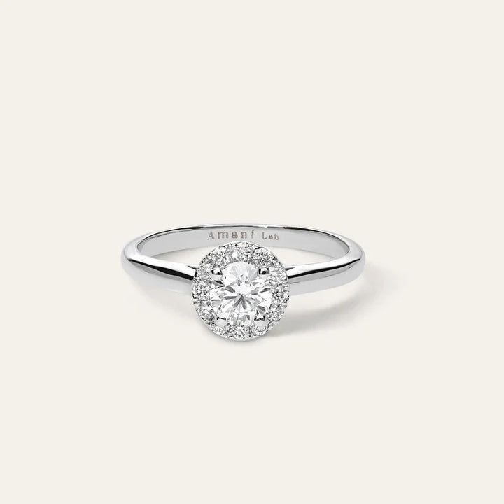 L’Étoile Classic Diamond Stud Earrings